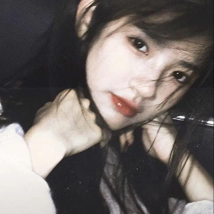 戛纳机密第一季